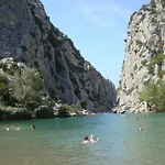 Zecamping 2 Pet Friendly Piscine Snack Bar Et Restaurant Camping 2*