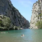 Zecamping 2 Pet Friendly Piscine Snack Bar Et Restaurant Fenouillet (Pyrenees-Orientales)