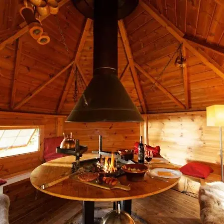 Zecamping 2 Pet Friendly Piscine Snack Bar Et Restaurant 2* Fenouillet (Pyrenees-Orientales)