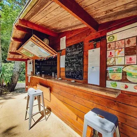 Zecamping 2 Pet Friendly Piscine Snack Bar Et Restaurant Fenouillet (Pyrenees-Orientales)