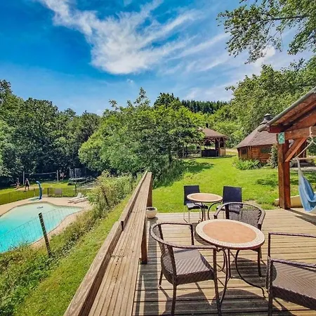 Zecamping 2 Pet Friendly Piscine Snack Bar Et Restaurant مكان تخييم 2*