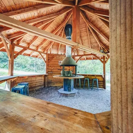 مكان تخييم Zecamping 2 Pet Friendly Piscine Snack Bar Et Restaurant Fenouillet (Pyrenees-Orientales)